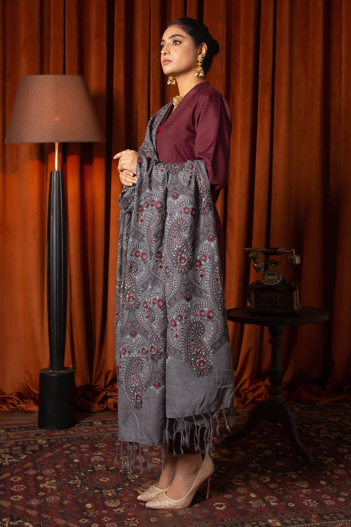 3088-ELINOR EMBROIDERED BLEND WOOL SHAWL UNSTITCHED
