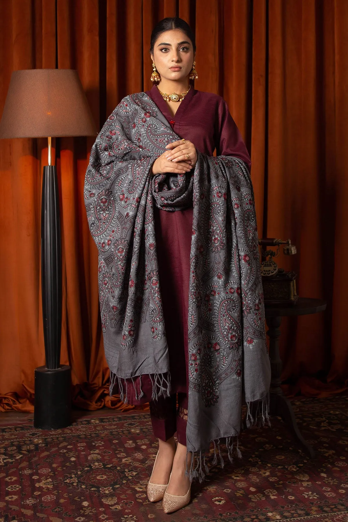 3088-ELINOR EMBROIDERED BLEND WOOL SHAWL UNSTITCHED